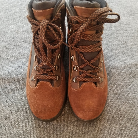 Northwest Territory Hiking Boots - Picture 5 of 10